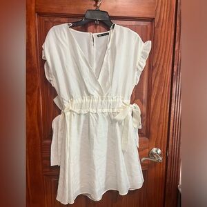 Zara White Dress Size small